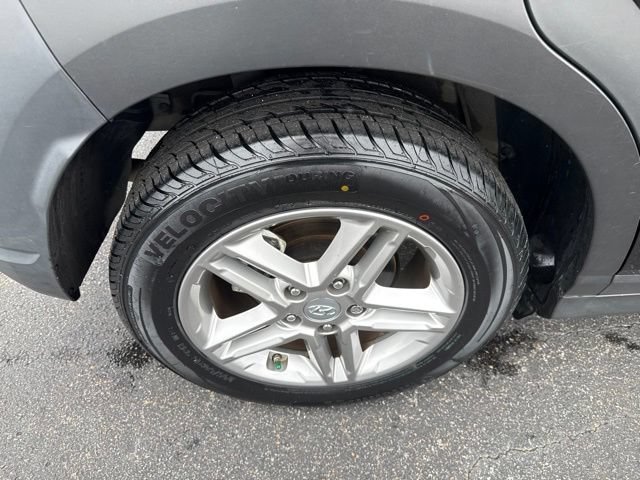 Used 2022 Hyundai Kona SE w/ Cargo Package FWD image 14