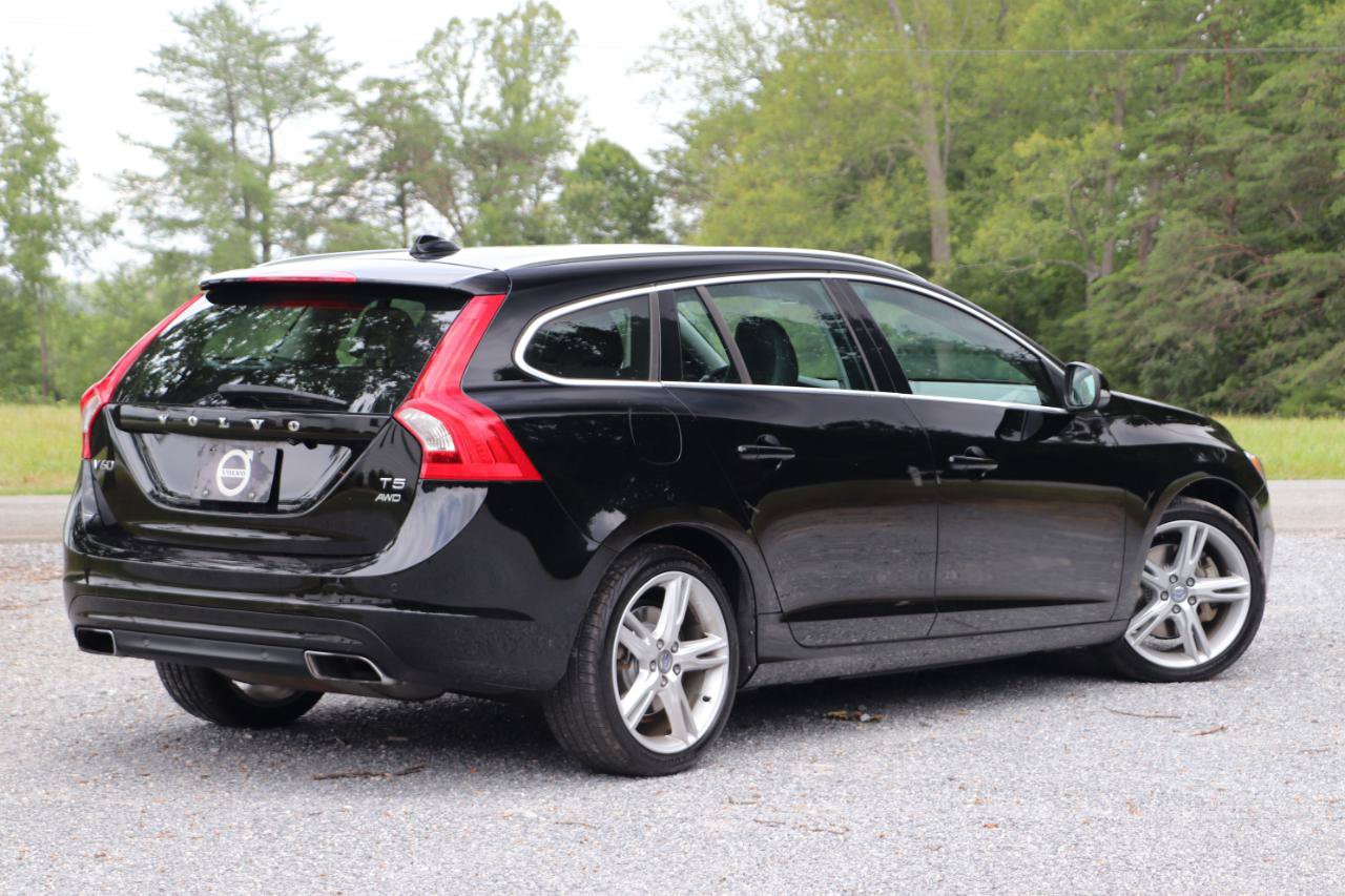 Used 2016 Volvo V60 T5 Premier AWD/4WD image 3