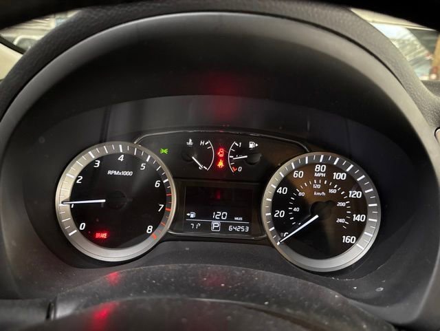 Used 2015 Nissan Sentra SR w/ Protection Package FWD image 8