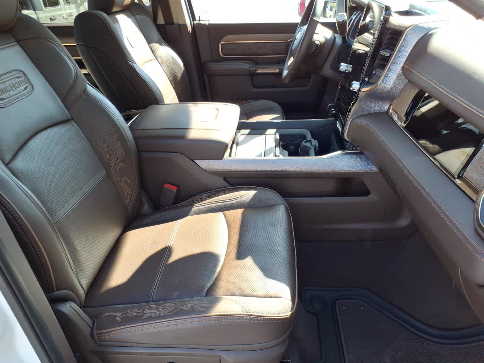 Used 2025 RAM 2500 Limited AWD/4WD image 4