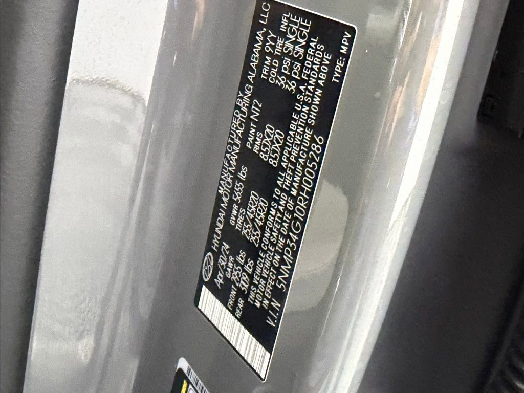 Used 2024 Hyundai Santa Fe Limited image 38