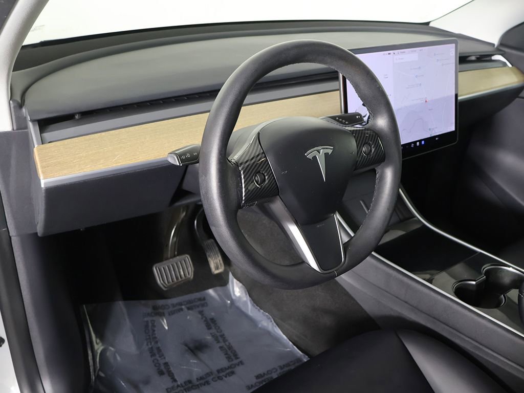 Used 2020 Tesla Model Y Long Range image 28