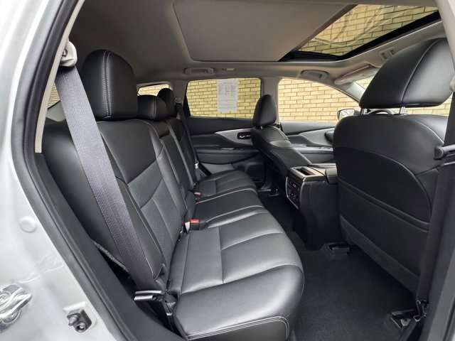 Used 2021 Nissan Murano SL w/ SL Moonroof Package image 12