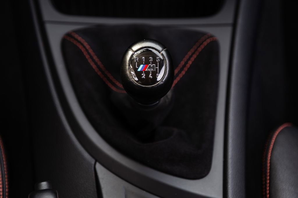 Used 2011 BMW 1 Series M image 31