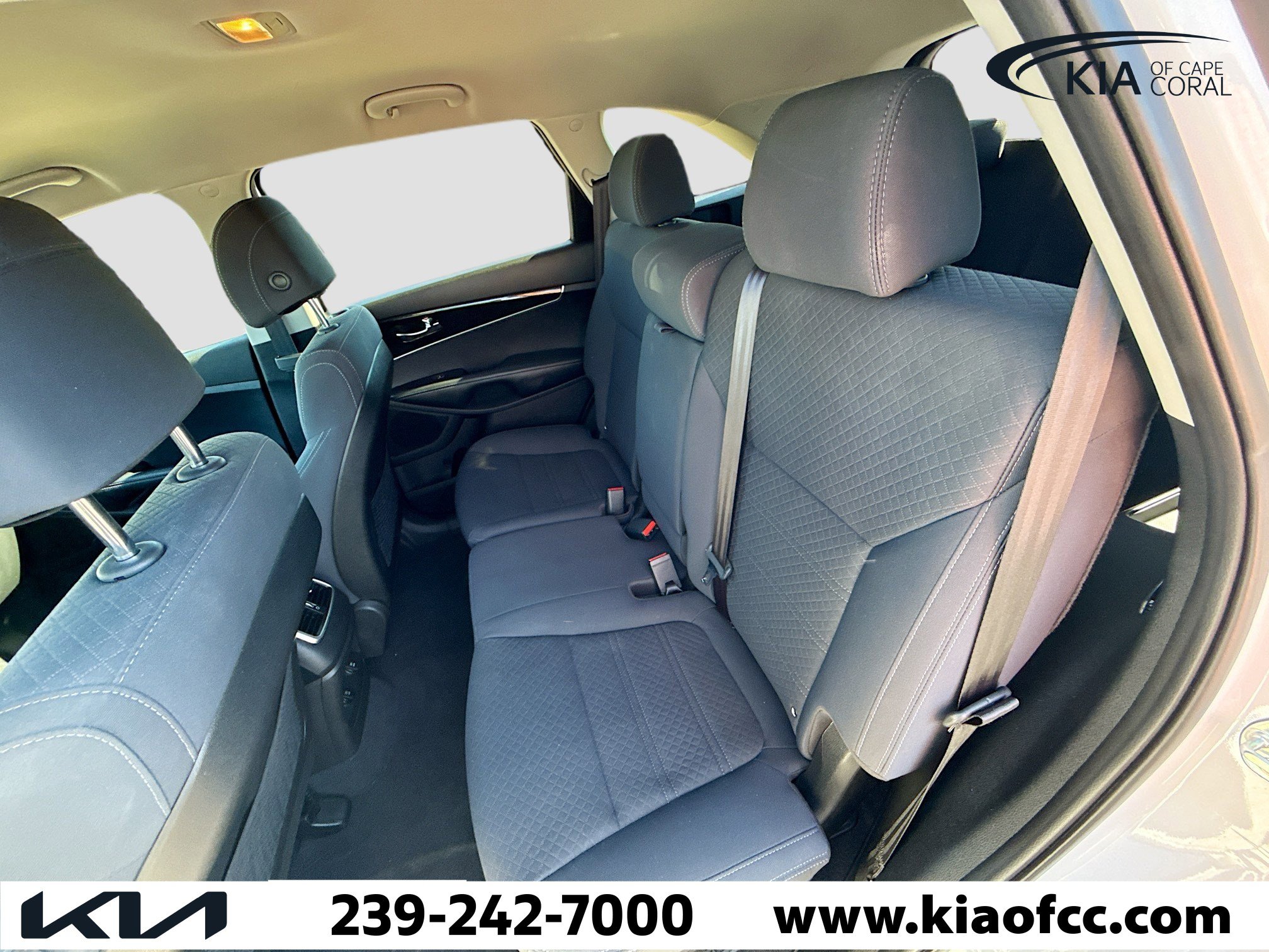 Used 2017 Kia Sorento LX w/ LX Convenience Package image 20