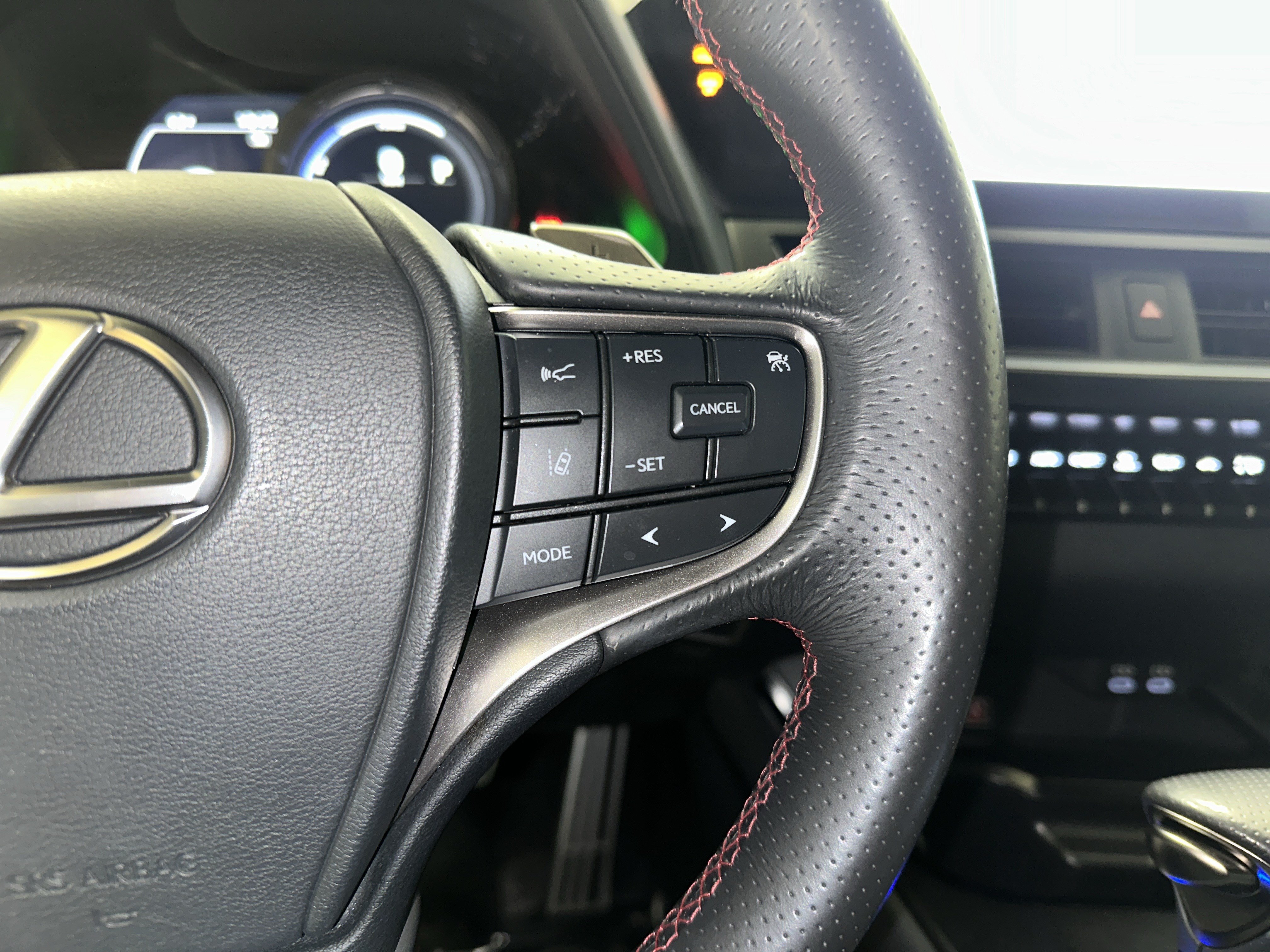 Certified 2024 Lexus UX 250h F Sport FWD image 20