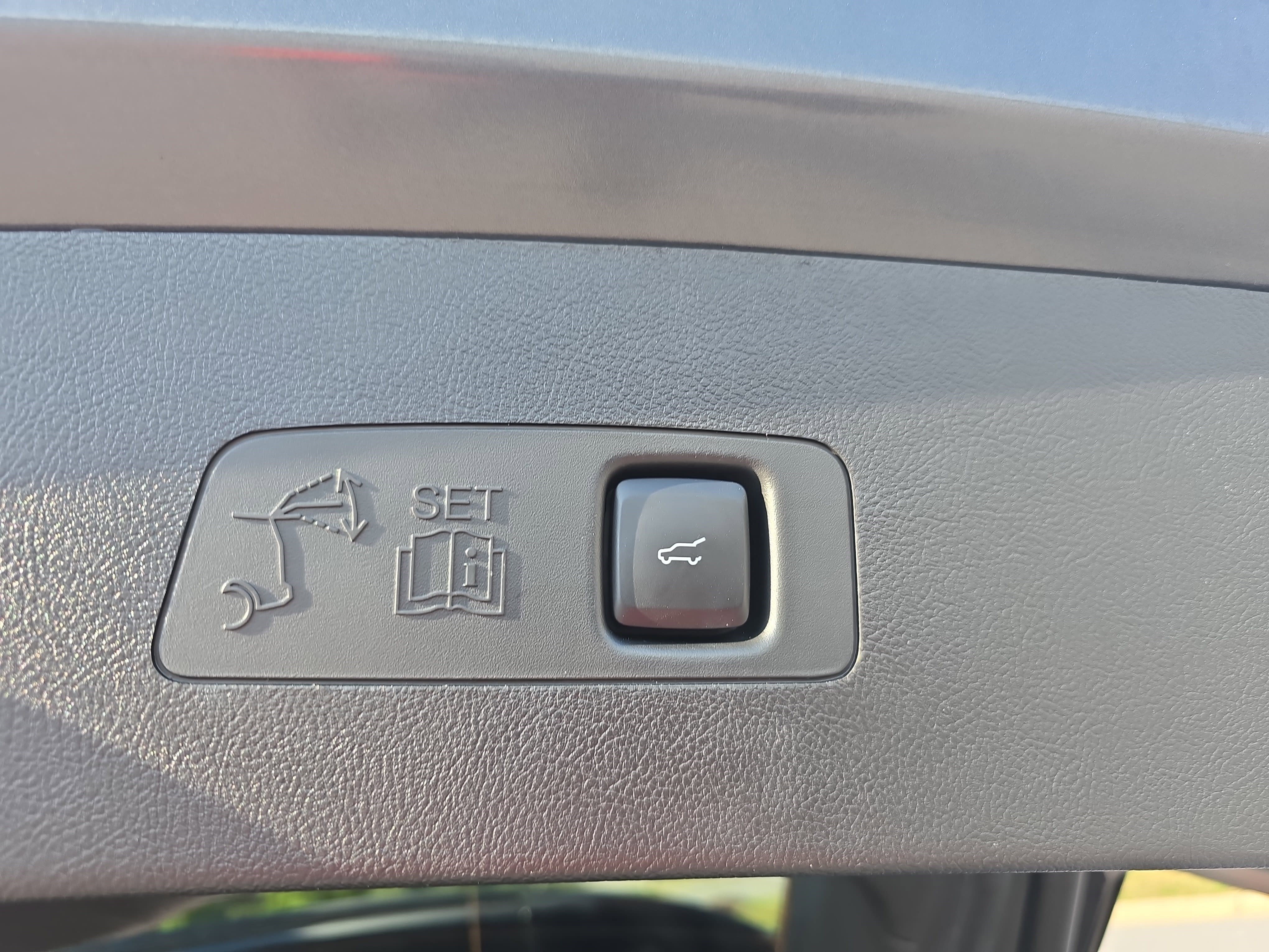Certified 2022 Lincoln Corsair AWD w/ Premium Package image 13