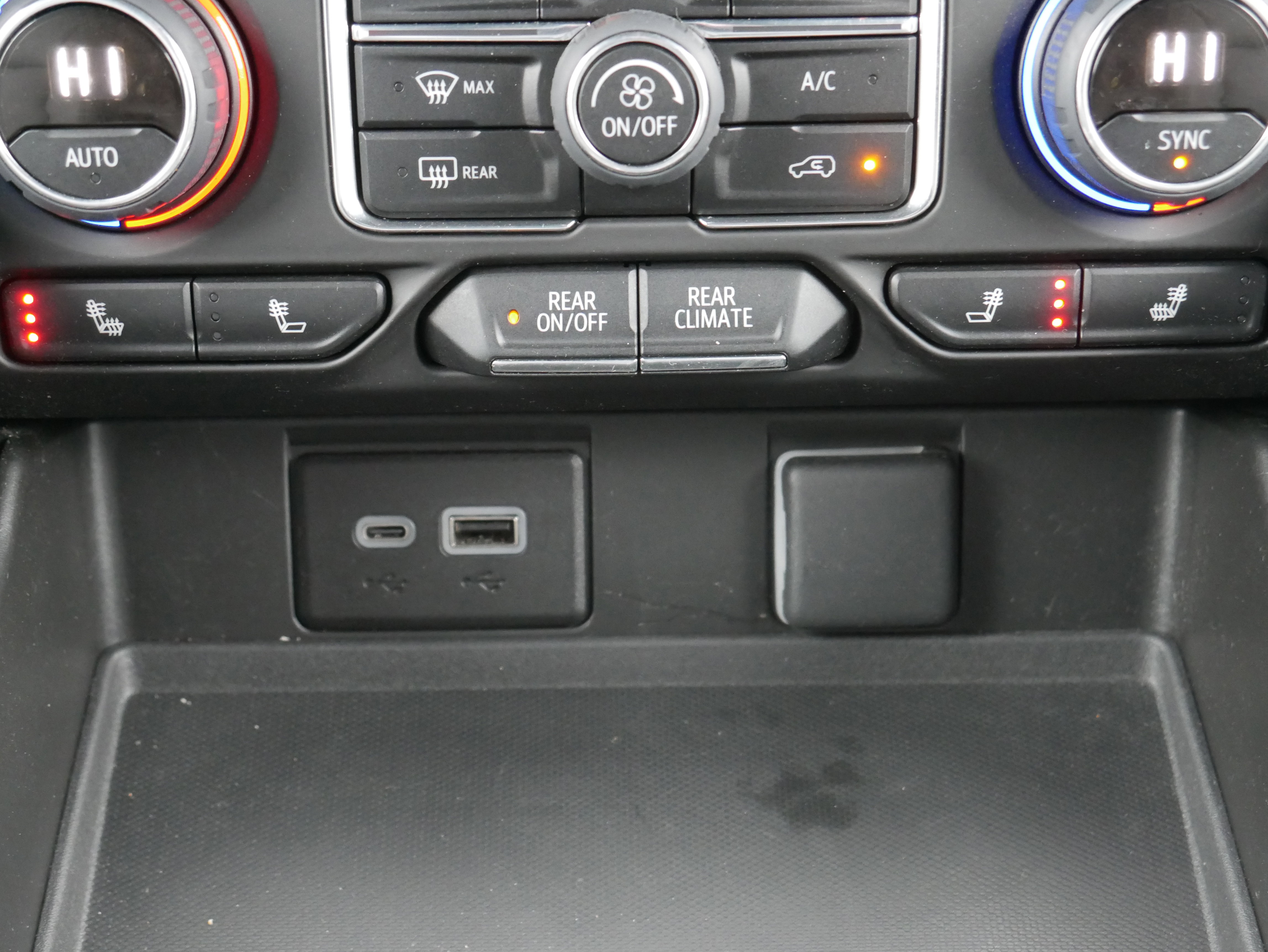 Certified 2023 Chevrolet Suburban RST w/ Luxury Package image 25