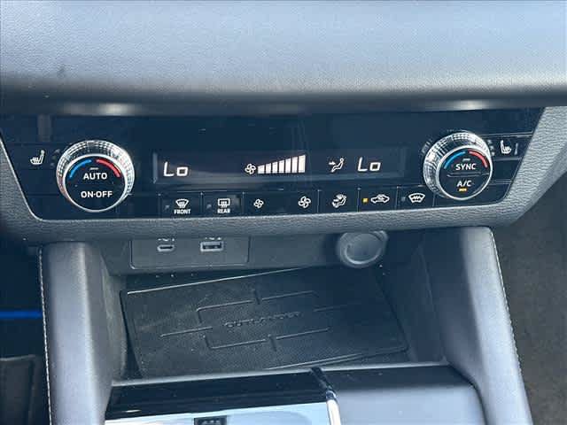 Used 2025 Mitsubishi Outlander ES AWD/4WD image 23