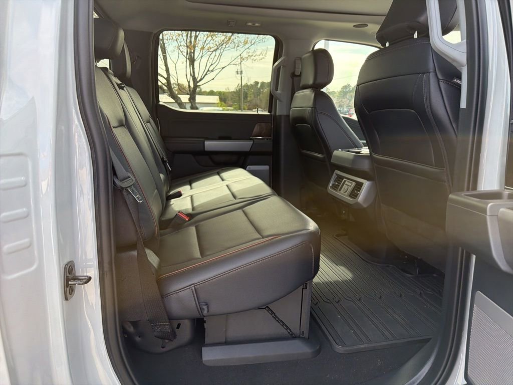 Used 2025 Ford F250 Lariat w/ Lariat Ultimate Package image 41