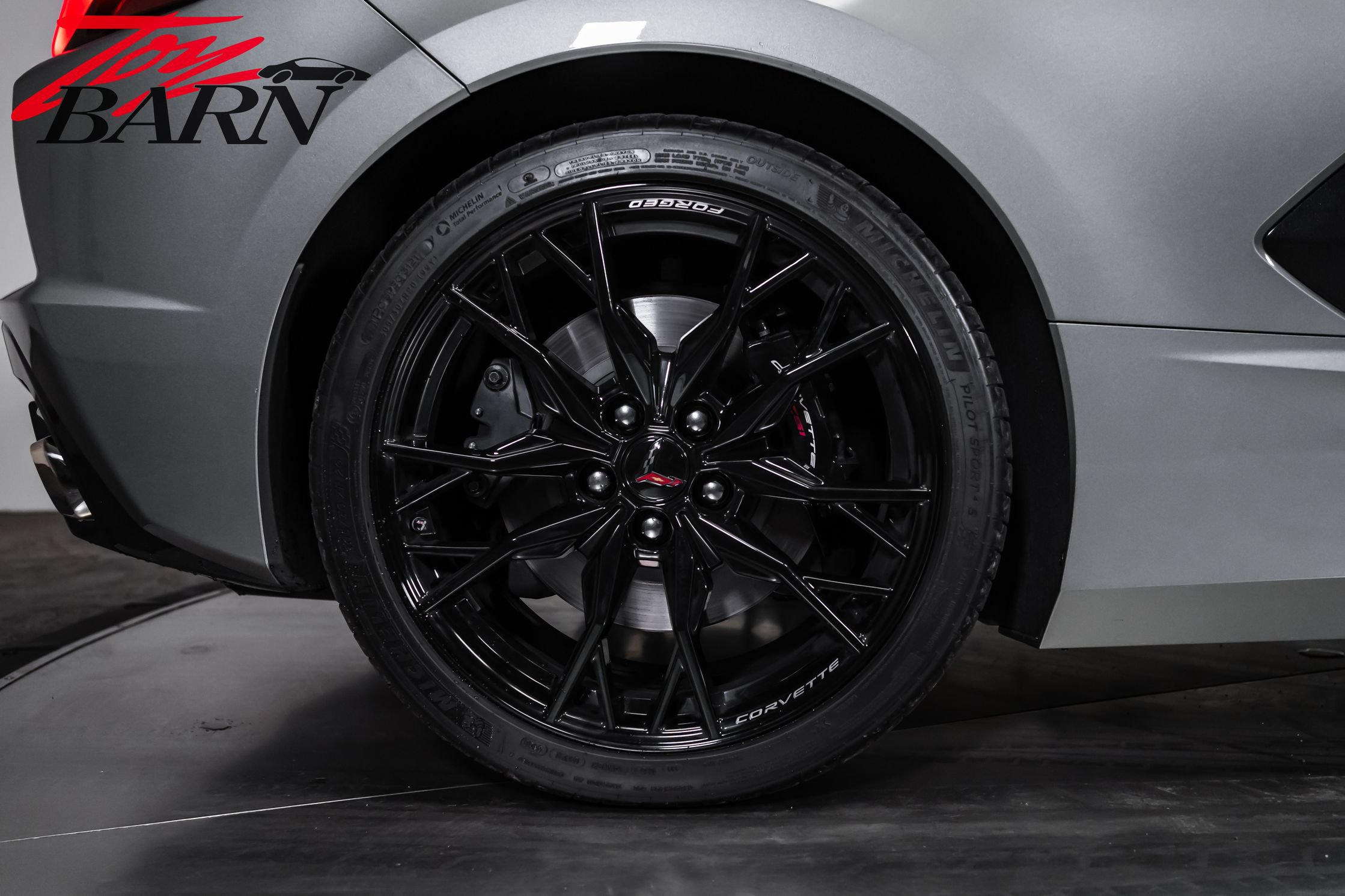 Used 2023 Chevrolet Corvette Stingray Preferred Cpe w/ Z51 Performance Package RWD image 18