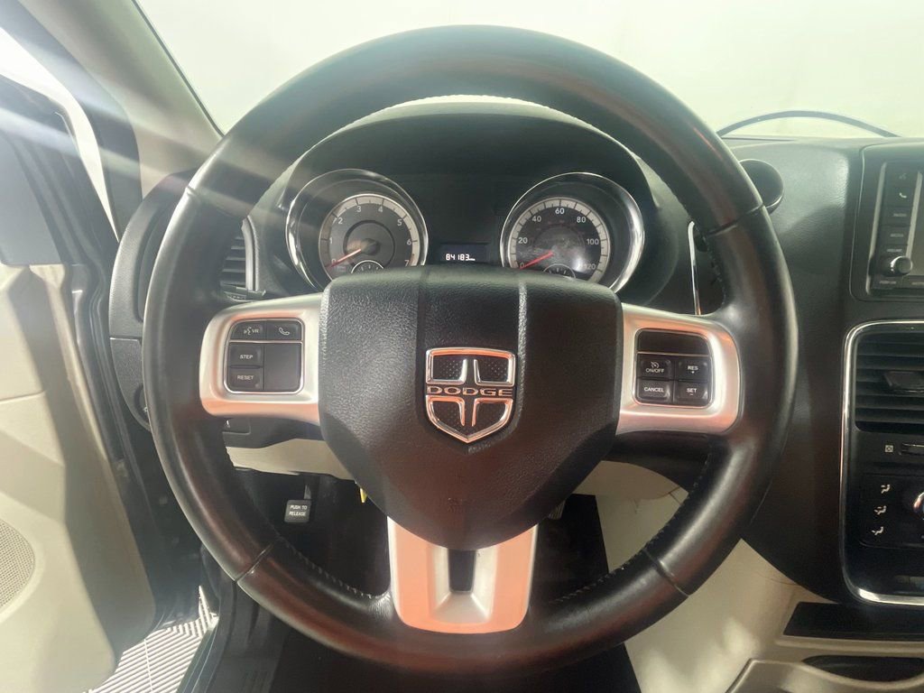 Used 2017 Dodge Grand Caravan SE w/ Power Window Group image 16