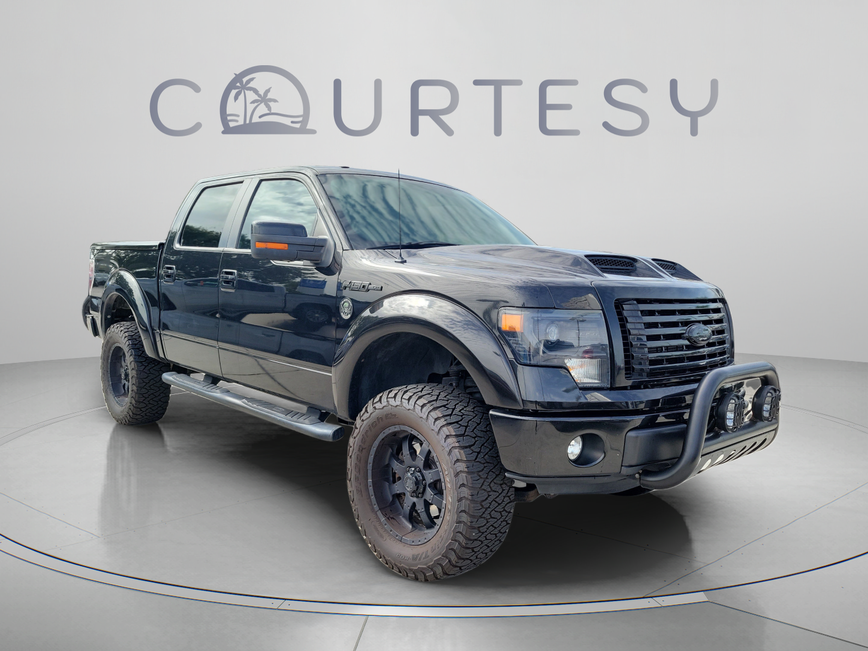 Used 2014 Ford F150 FX4 w/ Equipment Group 402A Luxury AWD/4WD image 4
