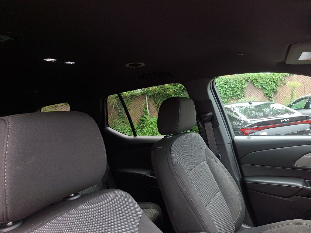 Used 2023 Chevrolet Traverse LT AWD/4WD image 17