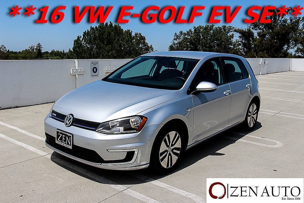 Used 2016 Volkswagen e-Golf SE FWD image 38
