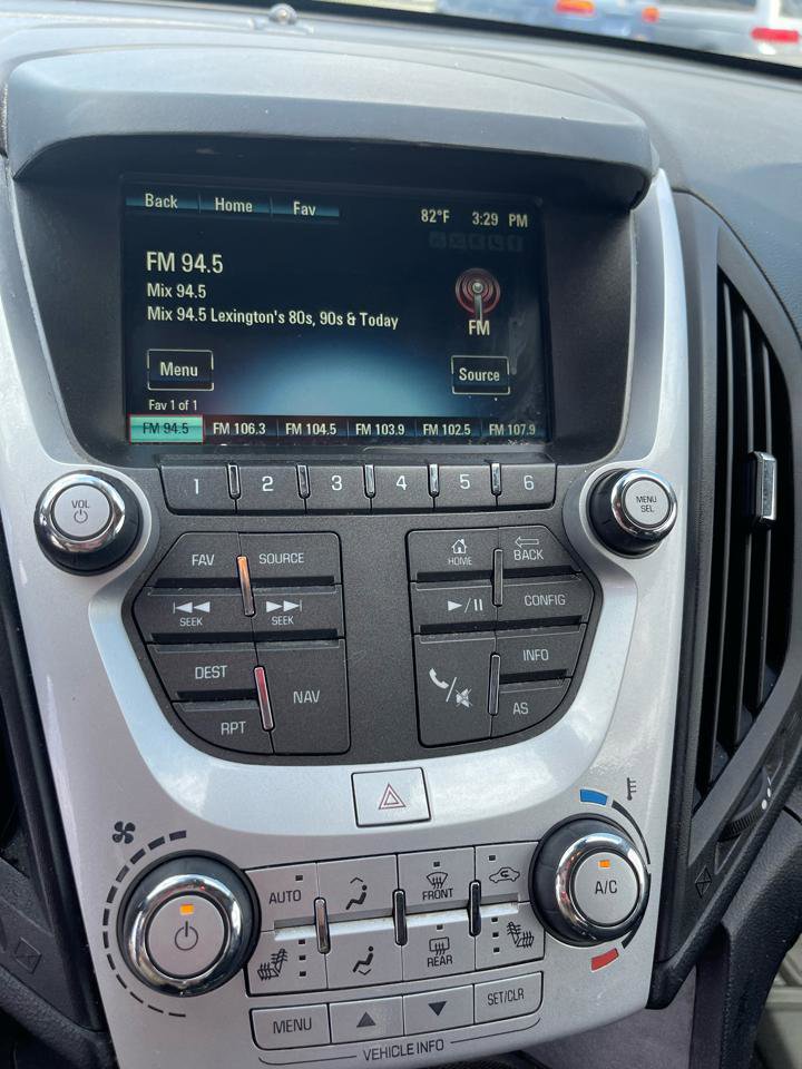 Used 2016 Chevrolet Equinox LT w/ Convenience Package image 12