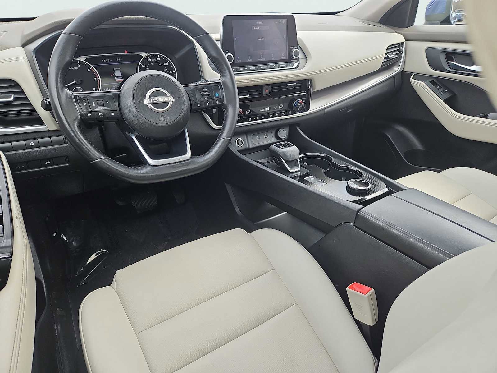 Used 2022 Nissan Rogue SV w/ SV Premium Package image 25