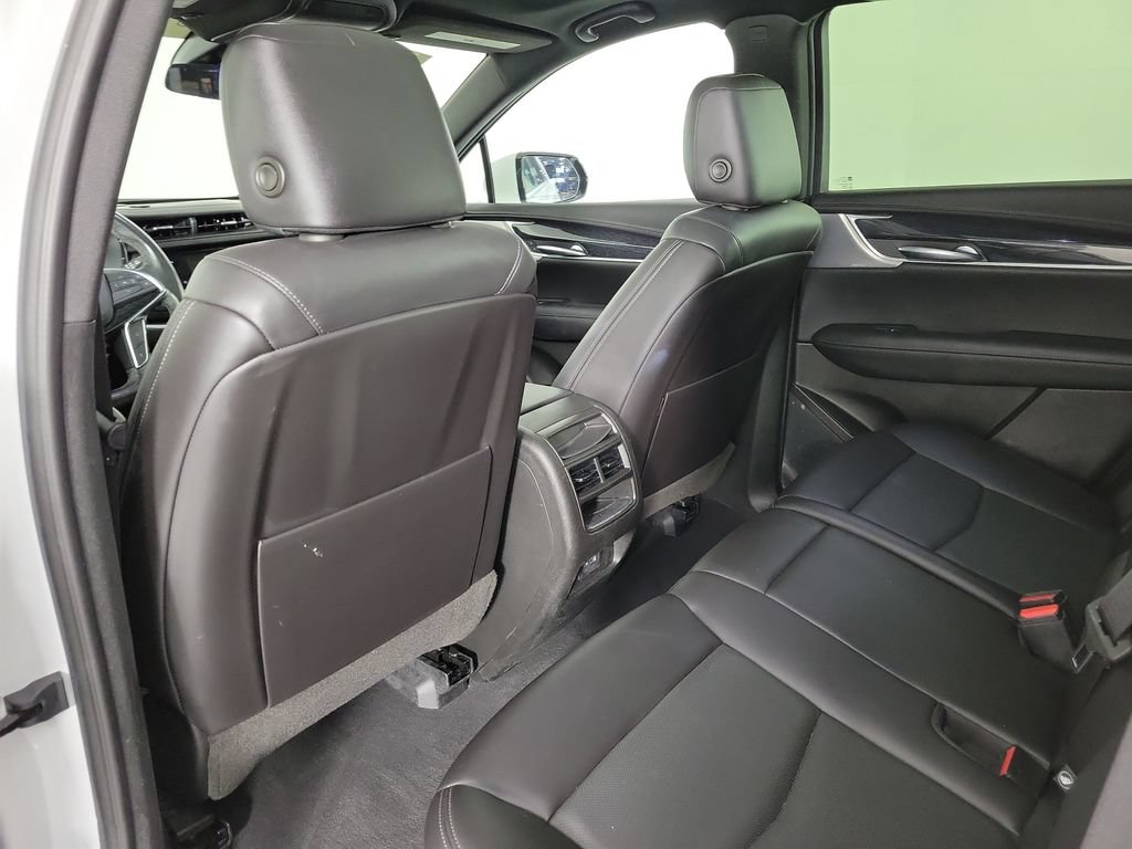 Certified 2023 Cadillac XT5 Premium Luxury AWD/4WD image 13