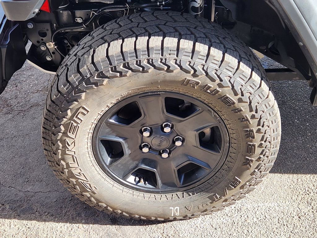 Used 2021 Jeep Gladiator Mojave image 14