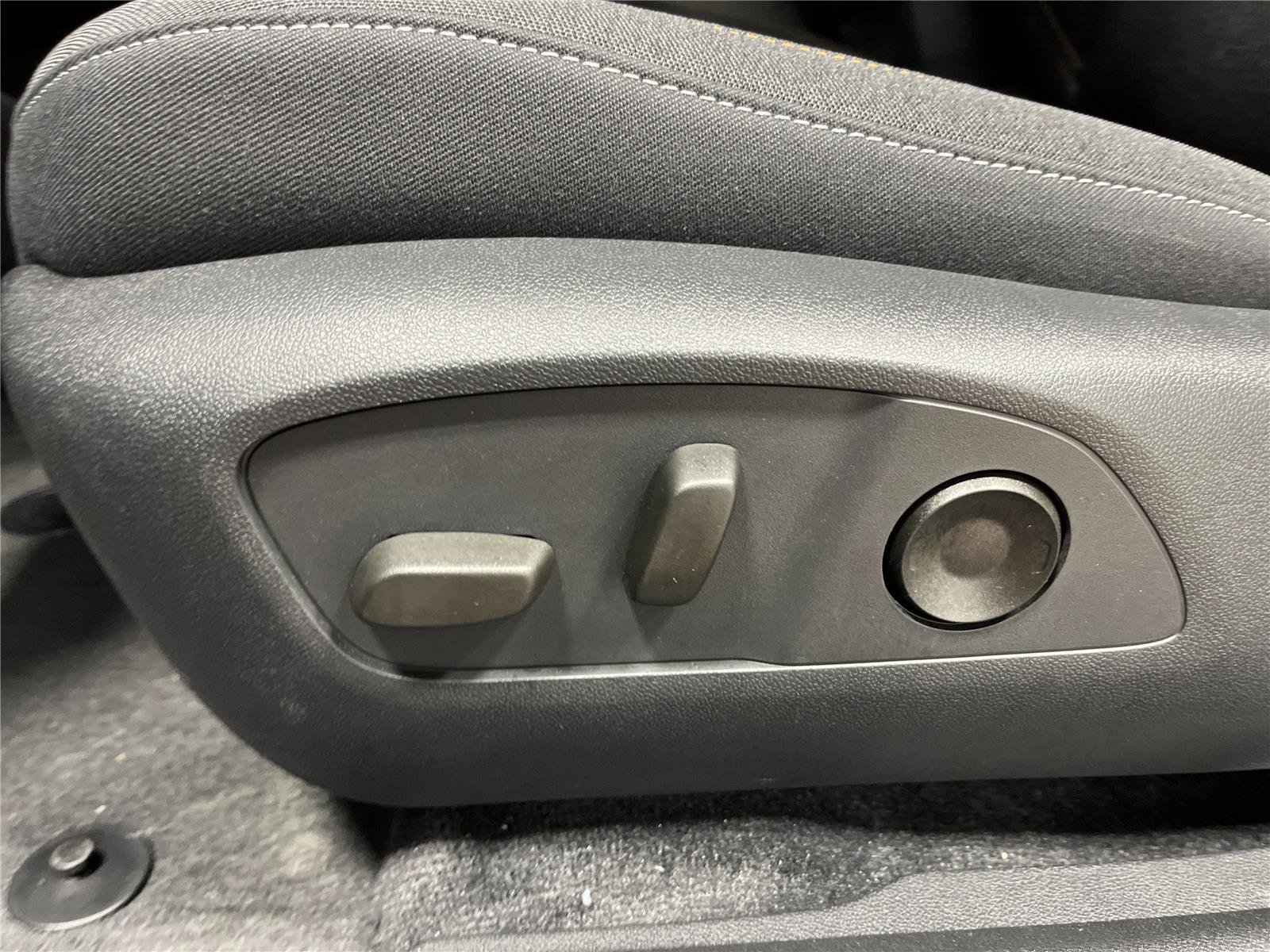 New 2026 Honda Prologue EX image 14