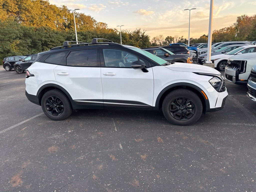 Used 2023 Kia Sportage X-Pro AWD/4WD image 3