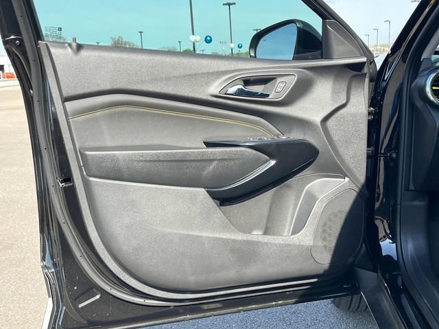 New 2026 Chevrolet Trax LT w/ Driver Confidence Package FWD image 22