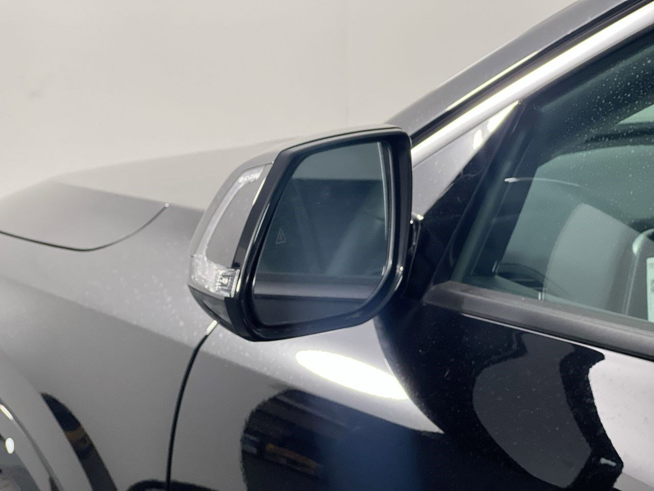 New 2025 Kia Niro SX image 12