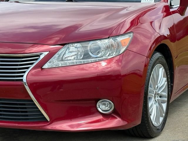 Used 2015 Lexus ES 350 w/ Luxury Package FWD image 11