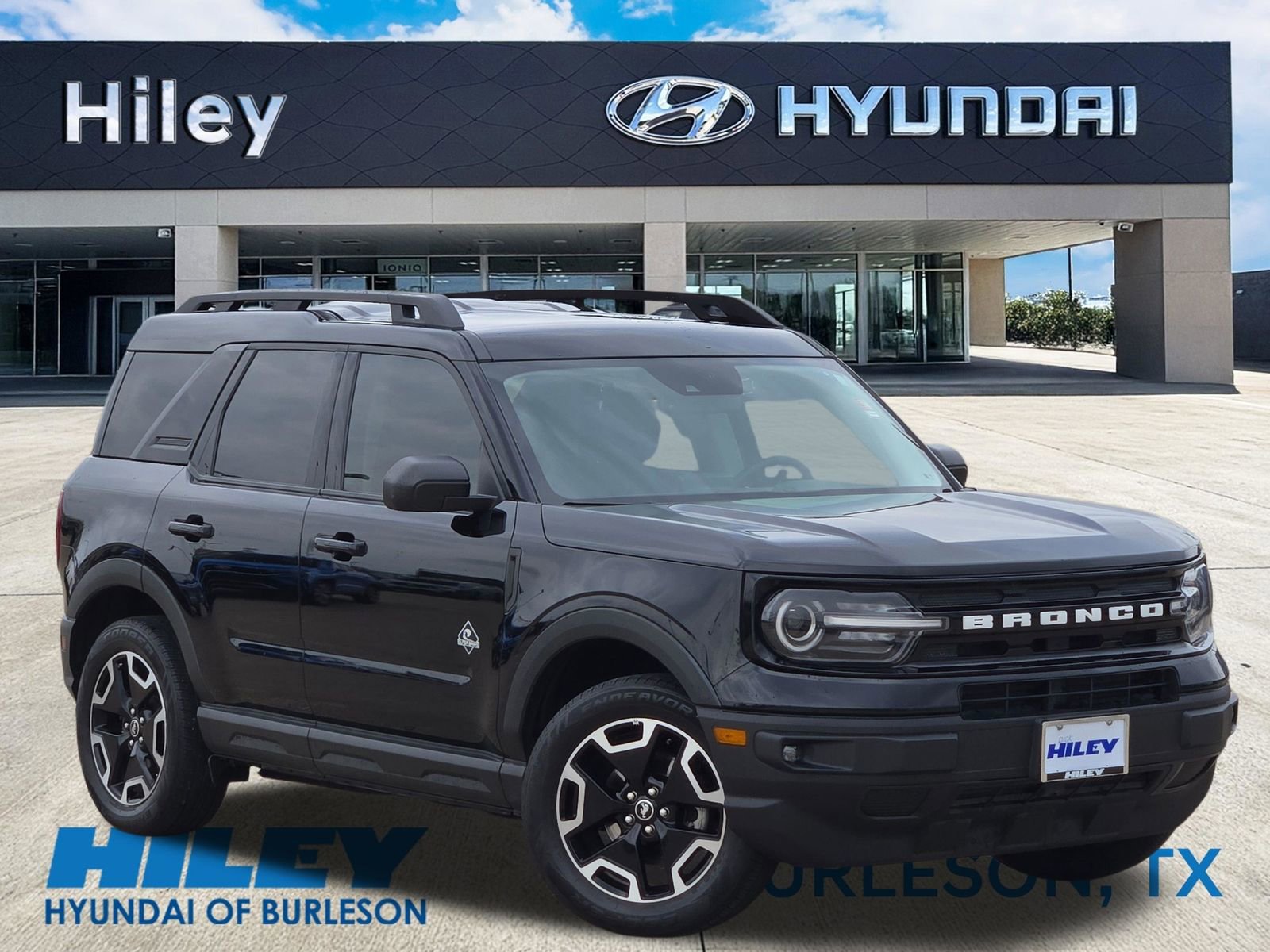 Used 2022 Ford Bronco Sport Outer Banks w/ Tech Package video 2