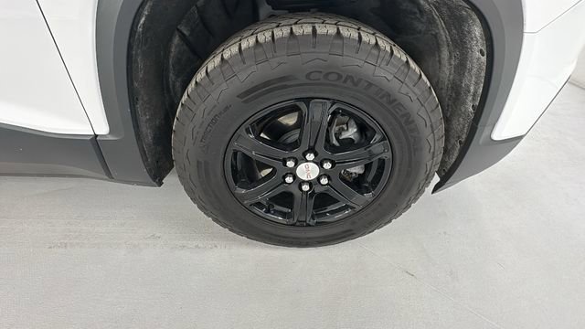 Used 2023 GMC Acadia AT4 image 9