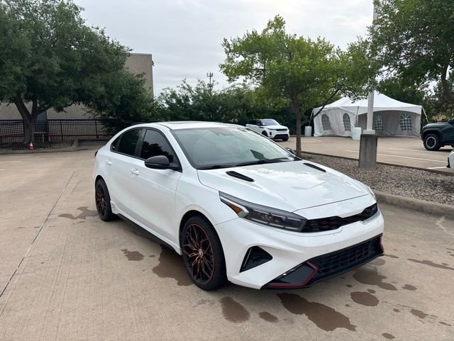 Used 2023 Kia Forte GT FWD image 3