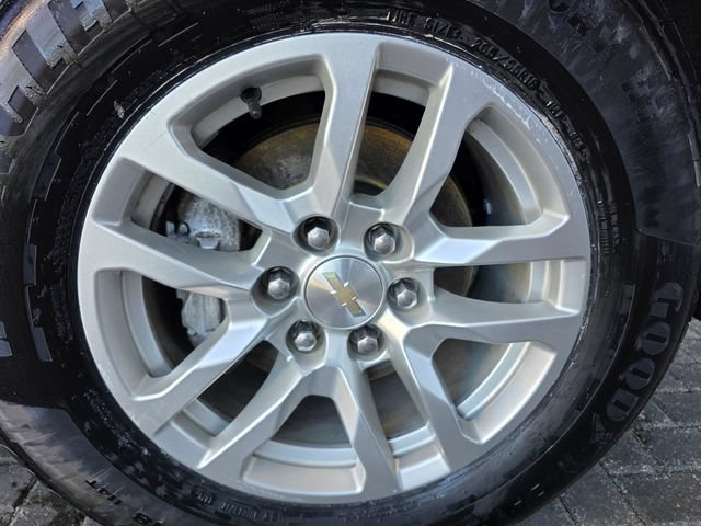 Used 2023 Chevrolet Tahoe LT AWD/4WD image 7