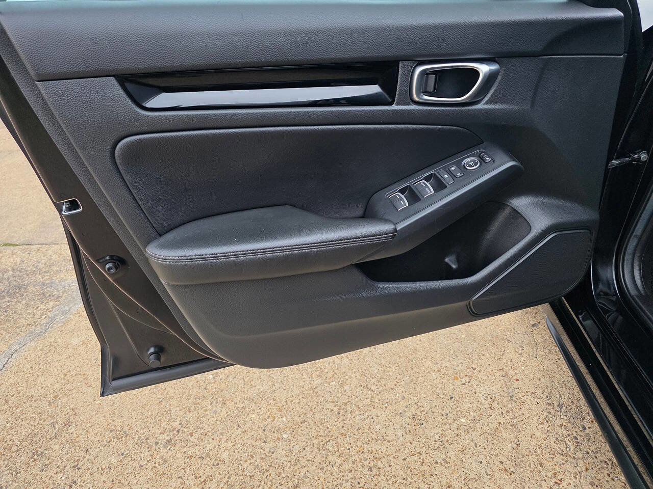 Used 2024 Honda Civic EX-L image 19