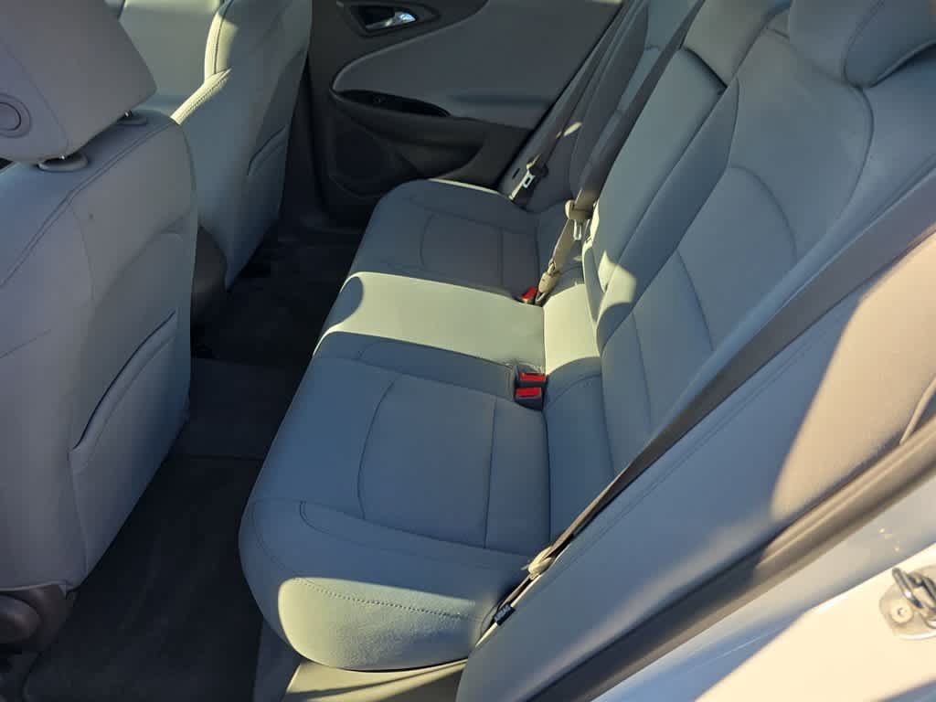 Used 2017 Chevrolet Malibu LS w/ LPO, Convenience Package 2 FWD image 16