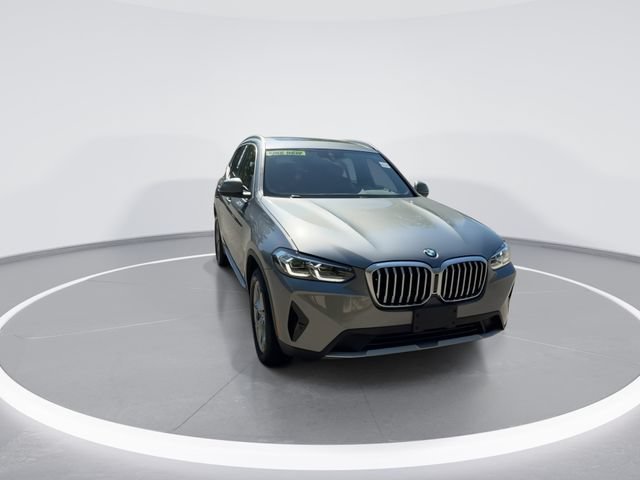 Used 2023 BMW X3 xDrive30i w/ Premium Package AWD/4WD image 2