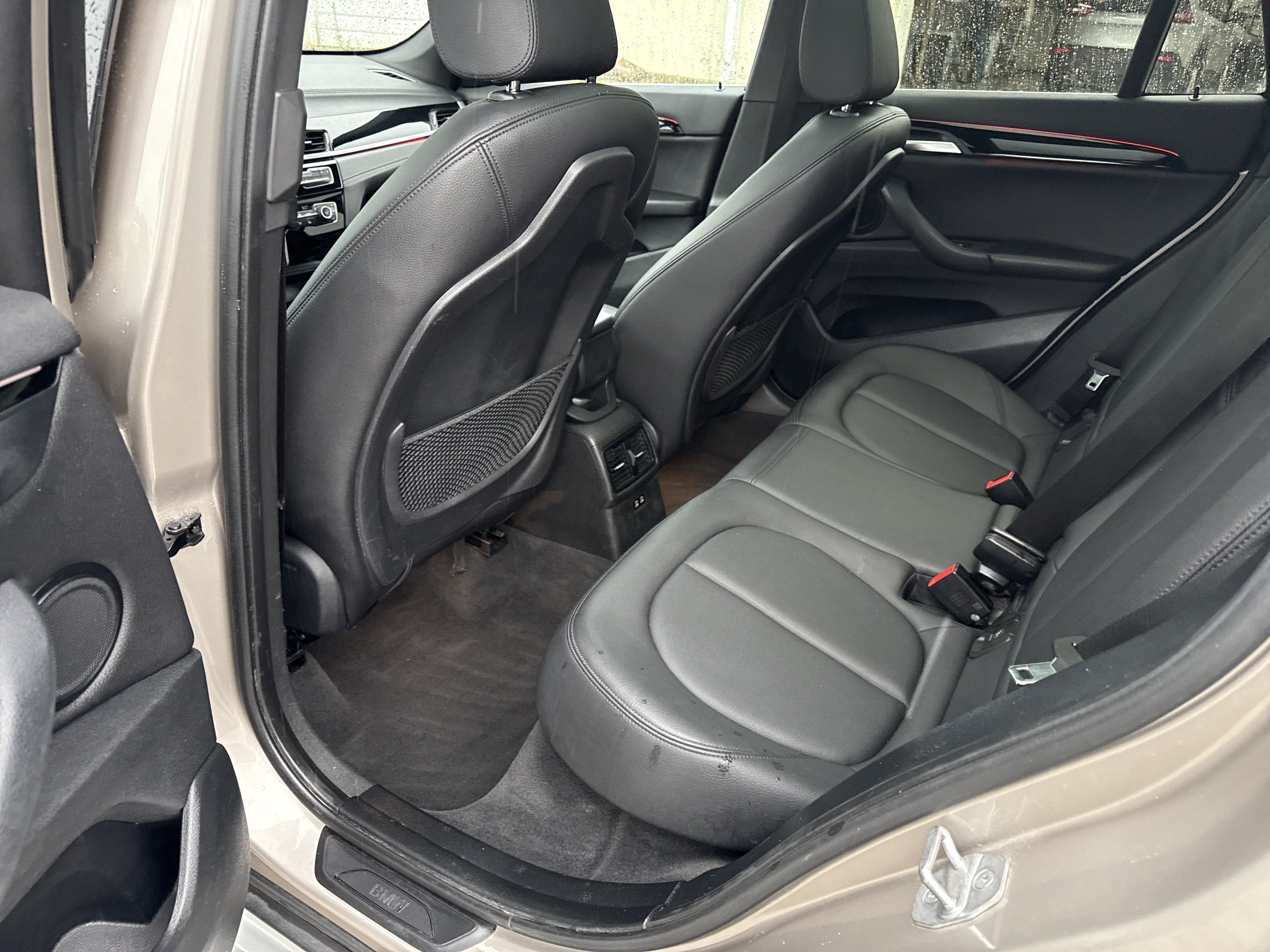 Used 2022 BMW X1 sDrive28i w/ Convenience Package FWD image 17