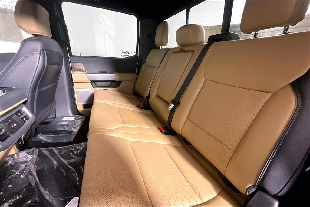 New 2025 Ford F350 Lariat w/ Lariat Ultimate Package image 10