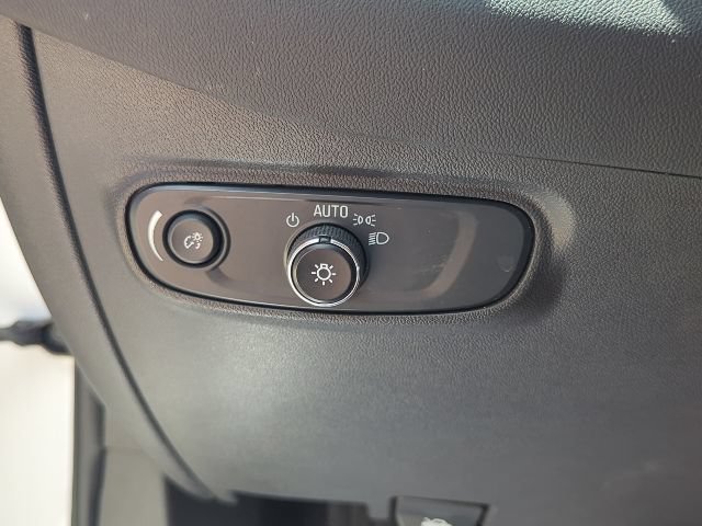 Used 2024 Chevrolet Equinox LT FWD image 22