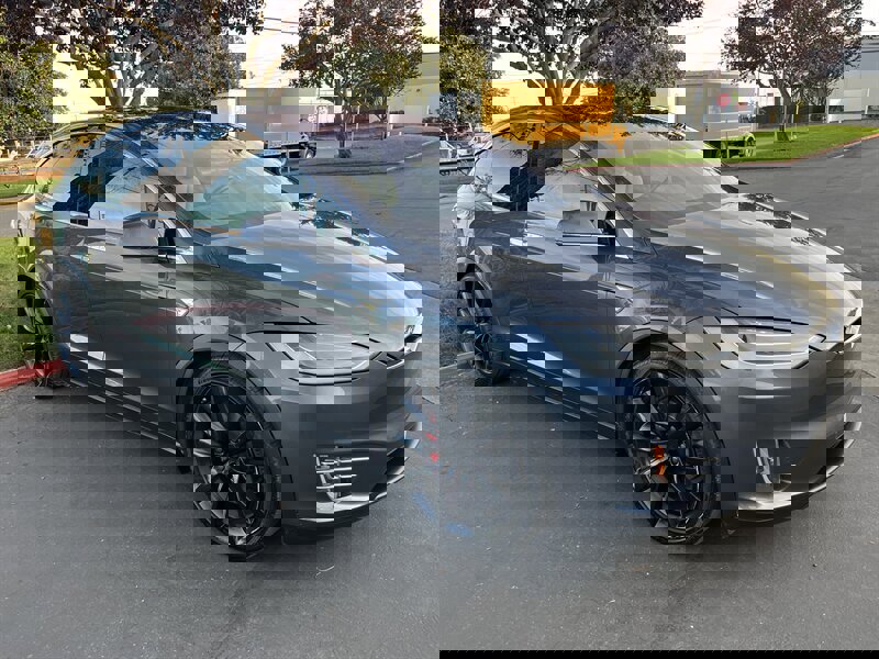 Used 2016 Tesla Model X Performance image 4