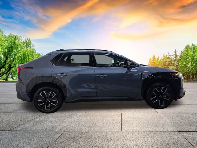 New 2026 Subaru Solterra Premium image 3