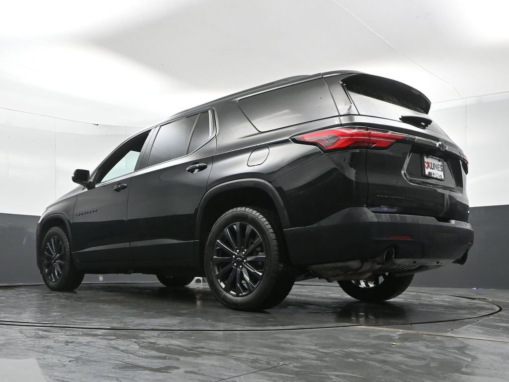 Used 2023 Chevrolet Traverse RS image 55