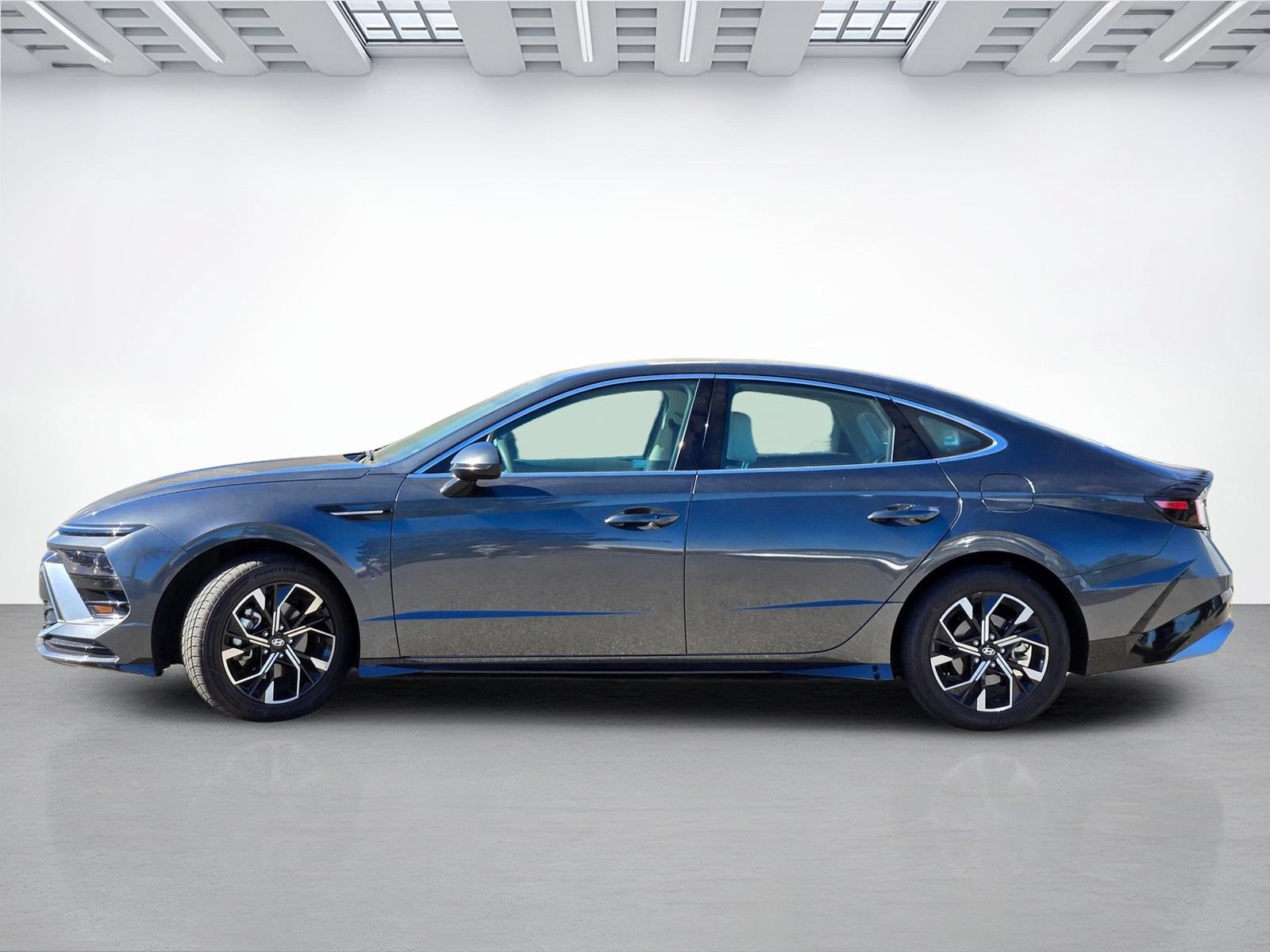 Certified 2025 Hyundai Sonata SEL FWD image 7