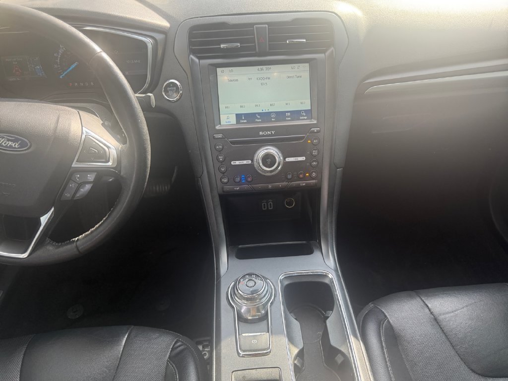 Used 2020 Ford Fusion Titanium AWD/4WD image 11