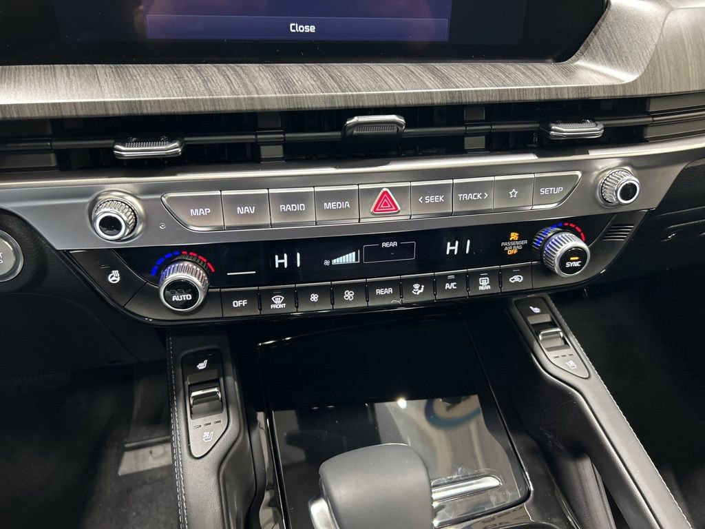 New 2025 Kia Telluride EX image 19