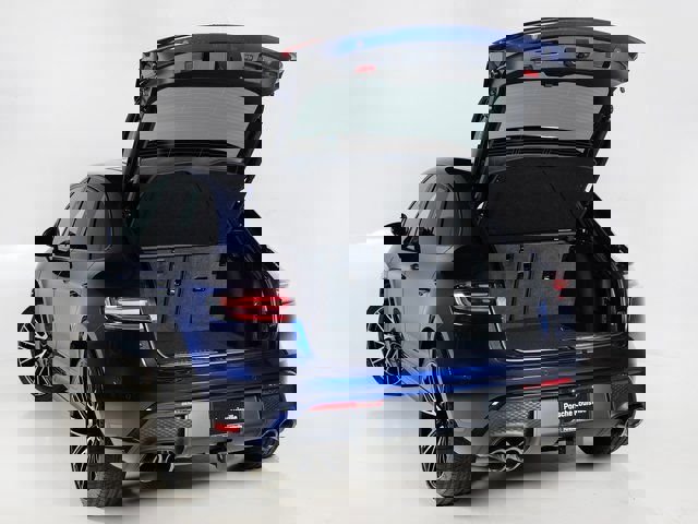 New 2026 Porsche Macan Turbo image 33