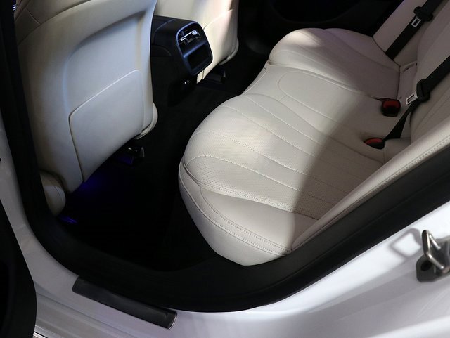 Used 2024 Mercedes-Benz E 350 4MATIC Sedan image 29