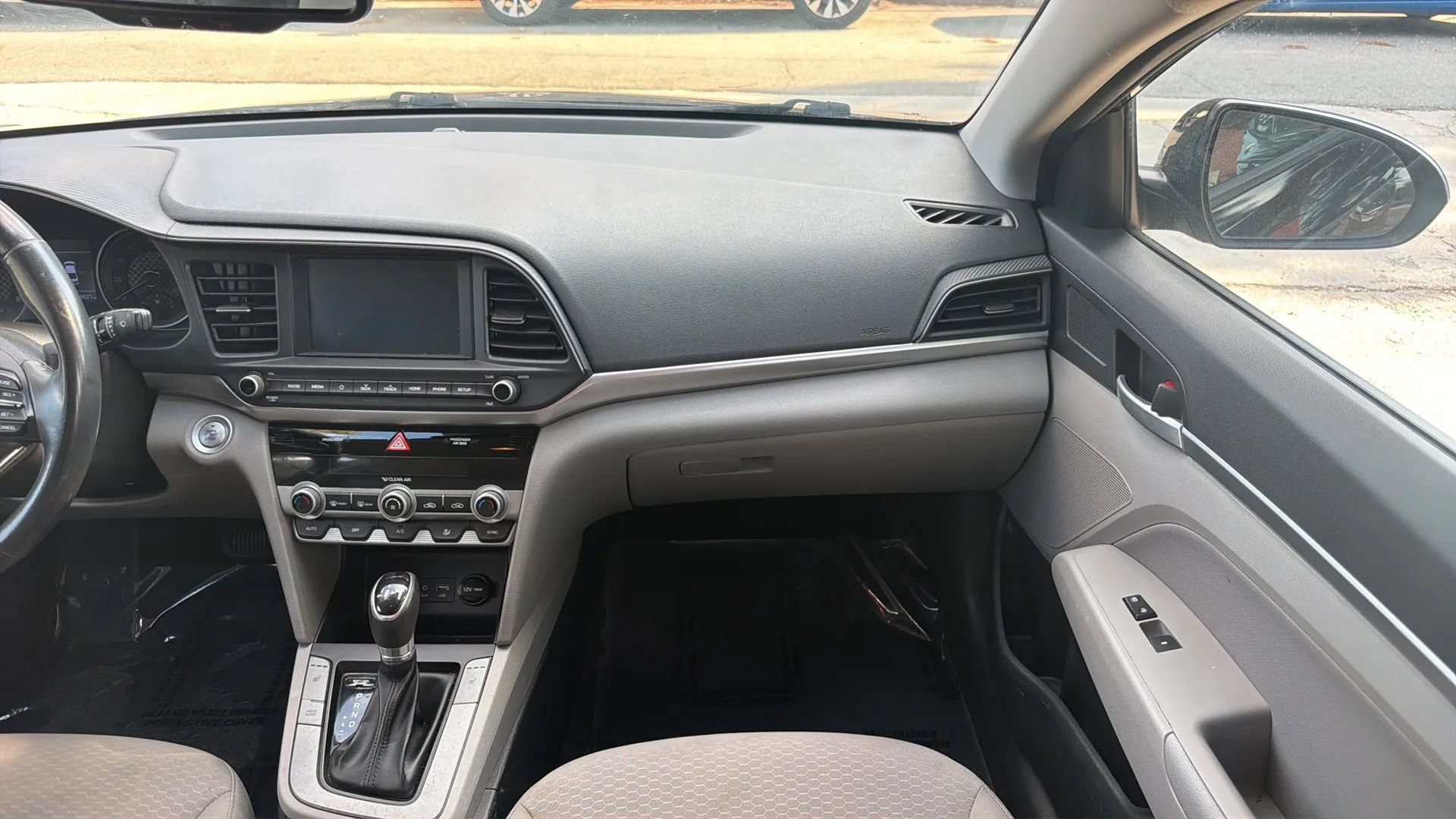 Used 2019 Hyundai Elantra Value Edition FWD image 25