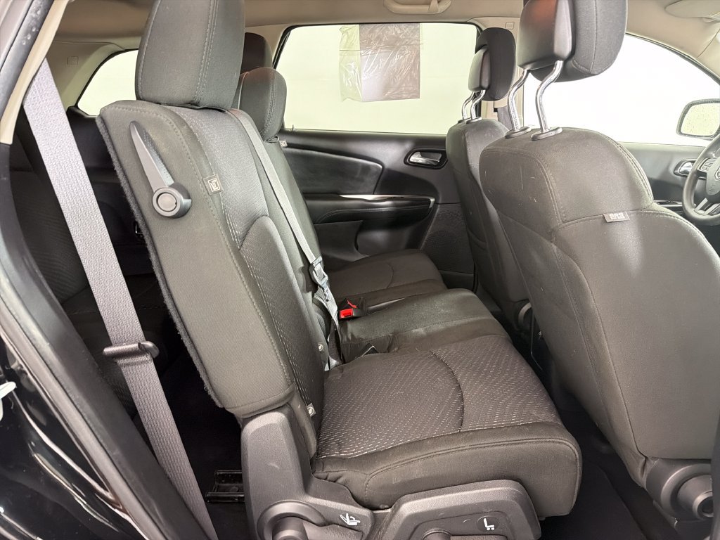 Used 2019 Dodge Journey SE FWD image 20