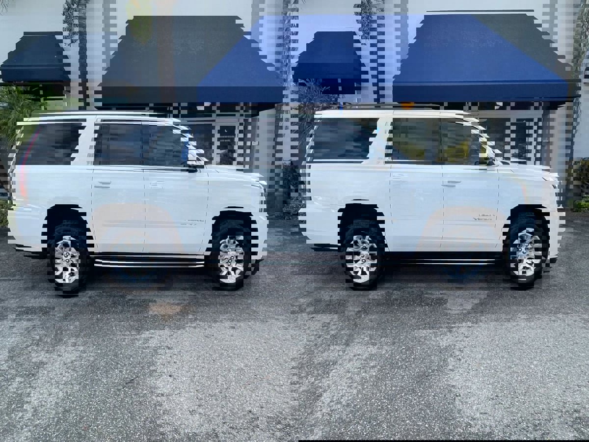 Used 2017 GMC Yukon XL SLT image 4