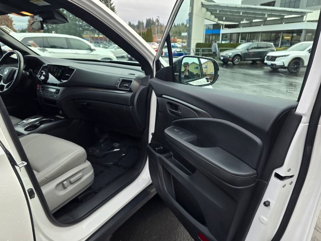 Certified 2023 Honda Passport EX-L image 12